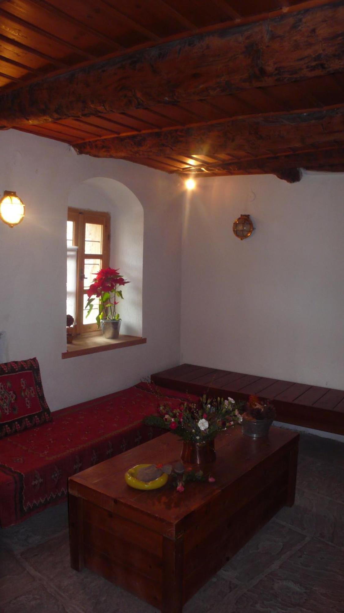Guesthouse Ioannidis Papigko Esterno foto